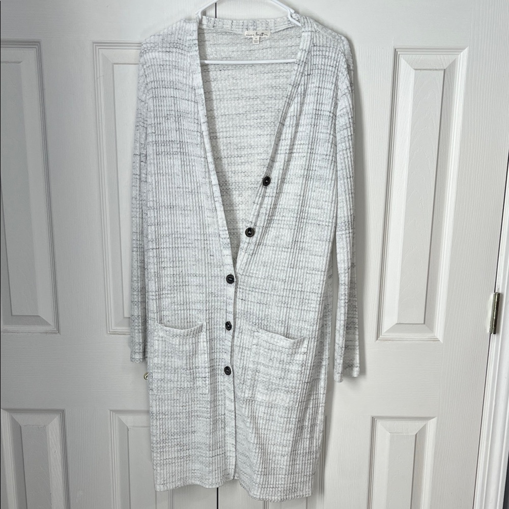 Nine Britton Light Gray Button-Up Cardigan